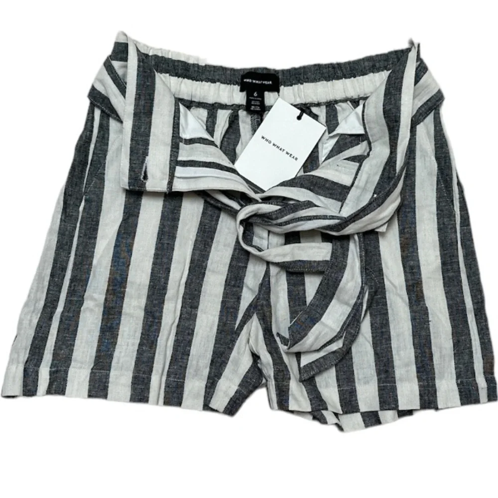 Who What Wear Linen Blend Striped Shorts With Belt, size 6 NWT